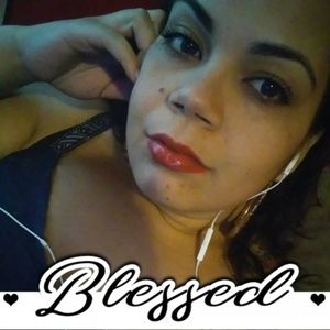 Meet your Posher, Ana